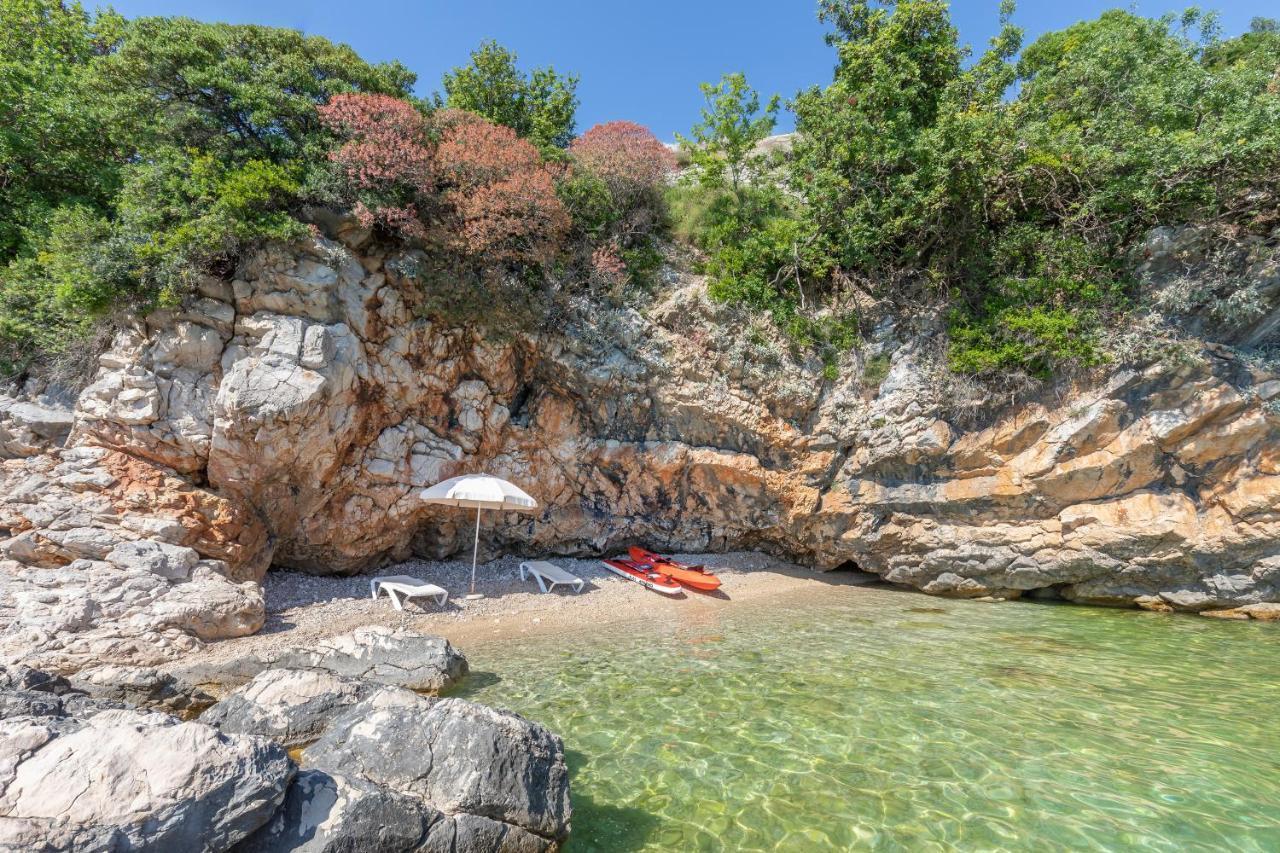 Villa And Apartments Milos Zaton  Eksteriør billede